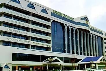 هتل The Centrepoint