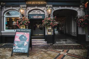 هتل The Red Lion