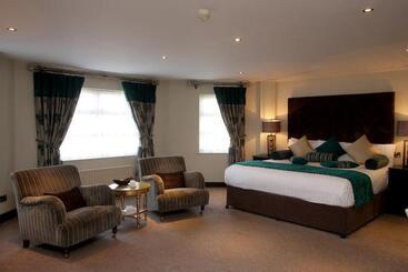 هتل Waterfoot
