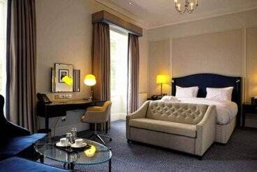 Otel Wivenhoe House