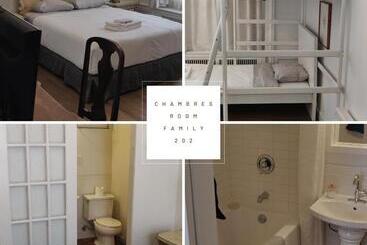 בית מלון כפרי Ambrose House & Cafe   Self Check In Guesthouse