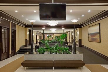 酒店 Armon Plaza Montreal Airpt, Trademark Collection By Wyndham