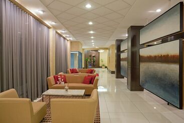 酒店 Armon Plaza Montreal Airpt, Trademark Collection By Wyndham