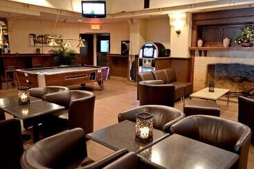 酒店 Armon Plaza Montreal Airpt, Trademark Collection By Wyndham