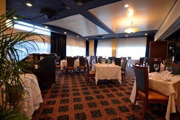 酒店 Armon Plaza Montreal Airpt, Trademark Collection By Wyndham