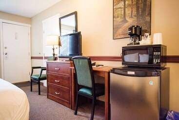هتل Carmel Inn