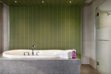 Coast Prince George Hotel By Apa