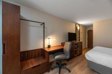 هتل Comfort Inn