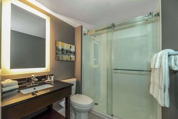 هتل Comfort Inn