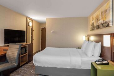هتل Comfort Inn