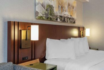 هتل Comfort Inn
