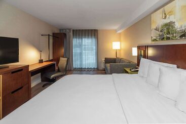 هتل Comfort Inn