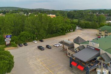 هتل Comfort Inn  Mont Laurier