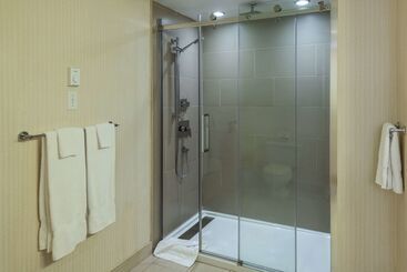 هتل Comfort Inn  Mont Laurier