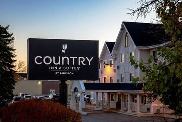 هتل Country Inn & Suites By Radisson, Winnipeg, Mb