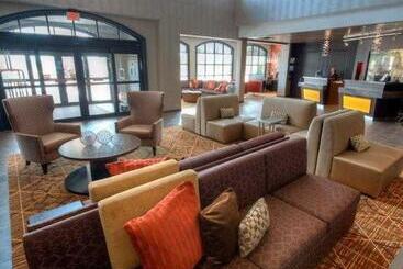 ホテル Courtyard By Marriott Waterloo St. Jacobs