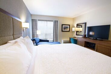 هتل Hampton Inn By Hilton Vancouver Airport/richmond