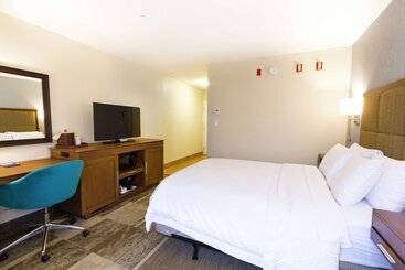 هتل Hampton Inn By Hilton Vancouver Airport/richmond