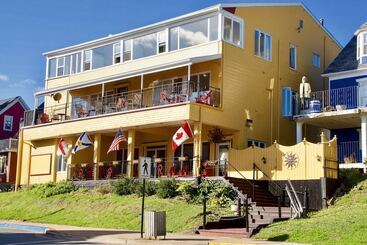 هتل Rum Runner Inn
