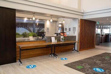 هتل Staybridge Suites Toronto   Vaughan South By Ihg