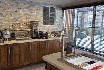 هتل Staybridge Suites Toronto   Vaughan South By Ihg