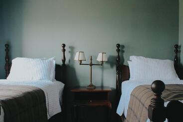 فندق The Cooper S Inn