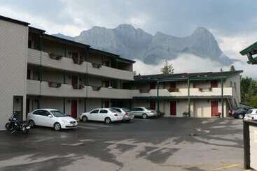 هتل The Drake Inn