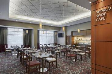 Grand Park Hotel Vancouver Airport, Ascend Hotel Collection