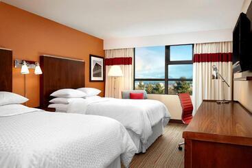 Grand Park Hotel Vancouver Airport, Ascend Hotel Collection