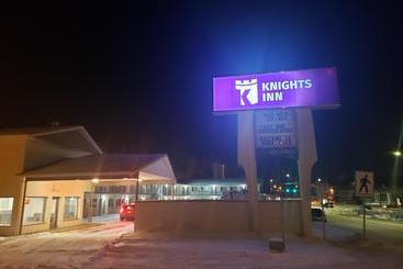 مُتل Knights Inn Prince George