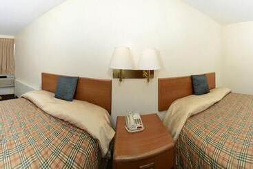مُتل Travelers Inn
