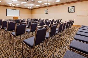 هتل Best Western Marquis Inn & Suites