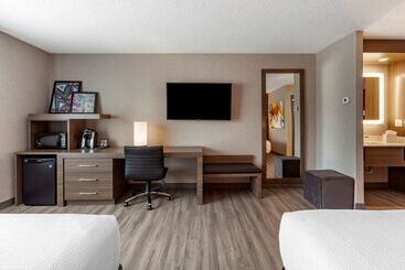هتل Best Western Plus West Edmonton