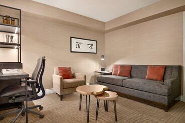 هتل Hilton Vancouver Airport