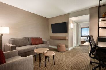 هتل Hilton Vancouver Airport