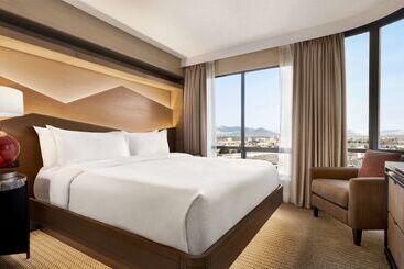 هتل Hilton Vancouver Airport