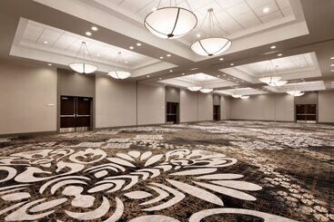 هتل Hilton Vancouver Airport