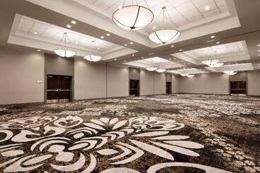 هتل Hilton Vancouver Airport