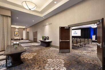 هتل Hilton Vancouver Airport
