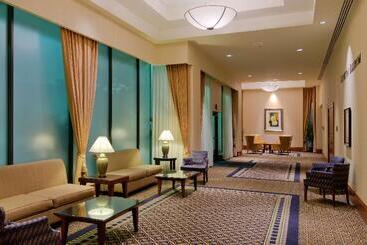 هتل Hilton Vancouver Airport