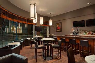 هتل Hilton Vancouver Airport