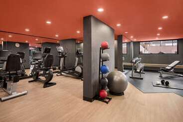 هتل Hilton Vancouver Airport