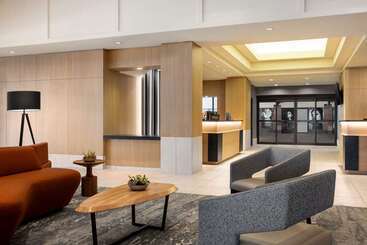 هتل Hilton Vancouver Airport