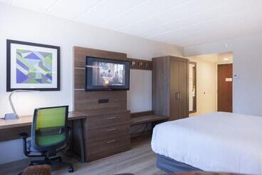 Holiday Inn Express Hotel & Suites Charlottetown, An Ihg