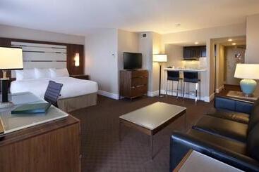 هتل Hôtel Le Cantlie Suites