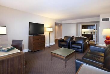 هتل Hôtel Le Cantlie Suites