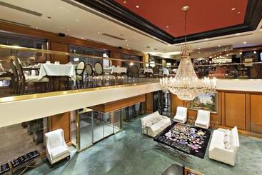 هتل Hôtel Le Cantlie Suites