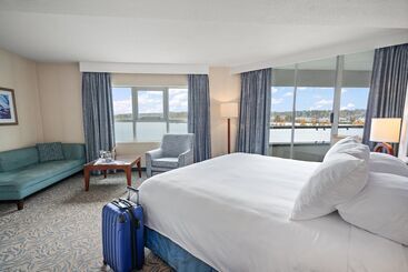 Inn At The Quay - New Westminster