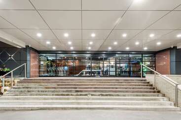 Quality Hotel Dorval Aeroport
