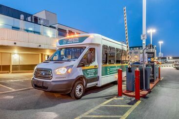 Quality Hotel Dorval Aeroport